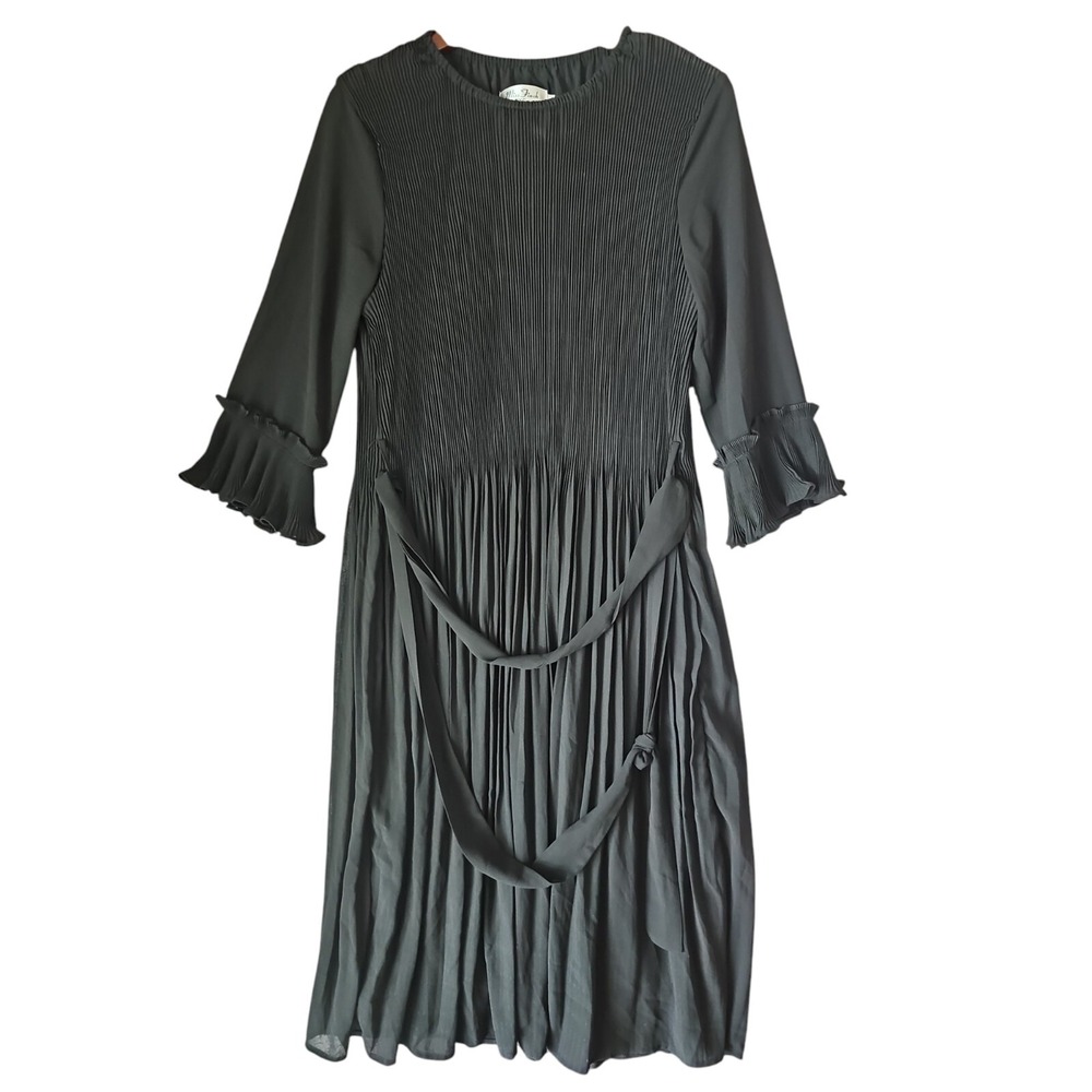 MISS FINCH NYC Women's Belted Black Accordion Half Sleeve Chiffon Dress L YJ01‎